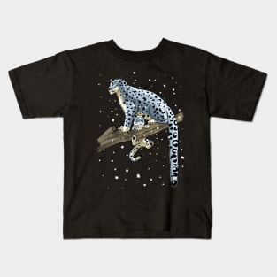 Snow leopard family Kids T-Shirt